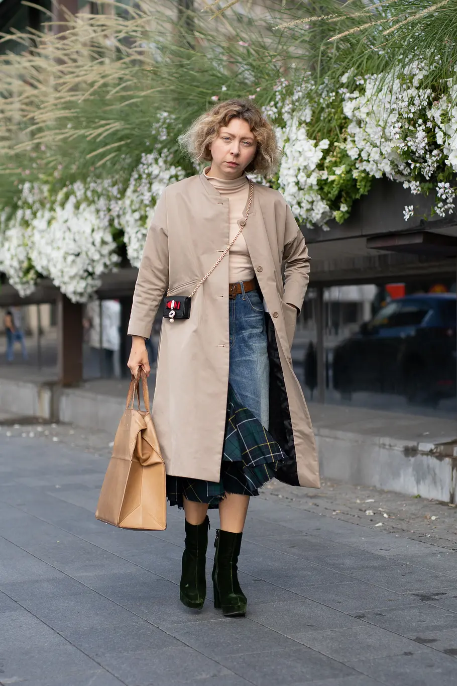 Im Lagenlook Der Lagenlook macht den Jeansrock interessant