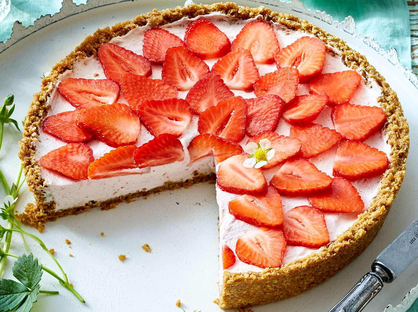 Hier treffen Kekse auf Käsekuchen mit fruchtigem Topping - gibt es etwas Besseres?