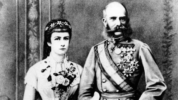 Kaiserin Elisabeth von Österreich, „Sisi“ ist eine Legende – wie ihr Schönheitswahn sie zerstörte weiß kaum jemand. - Foto: IMAGO / United Archives International