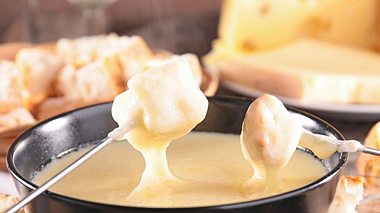 kalorien sparen beim fondue zu weihnachten q - Foto: iStock