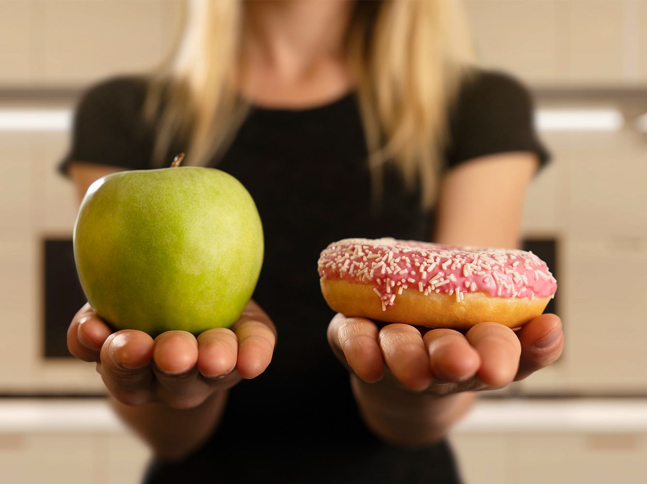Kalorienarme Snacks helfen effektiv gegen Heißhunger. Wir haben hier die leckersten gesunden Sattmacher.