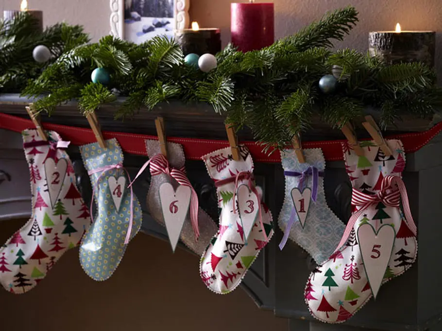 Adventskalender-Idee: Am Kamin Kamin-Adventskalender