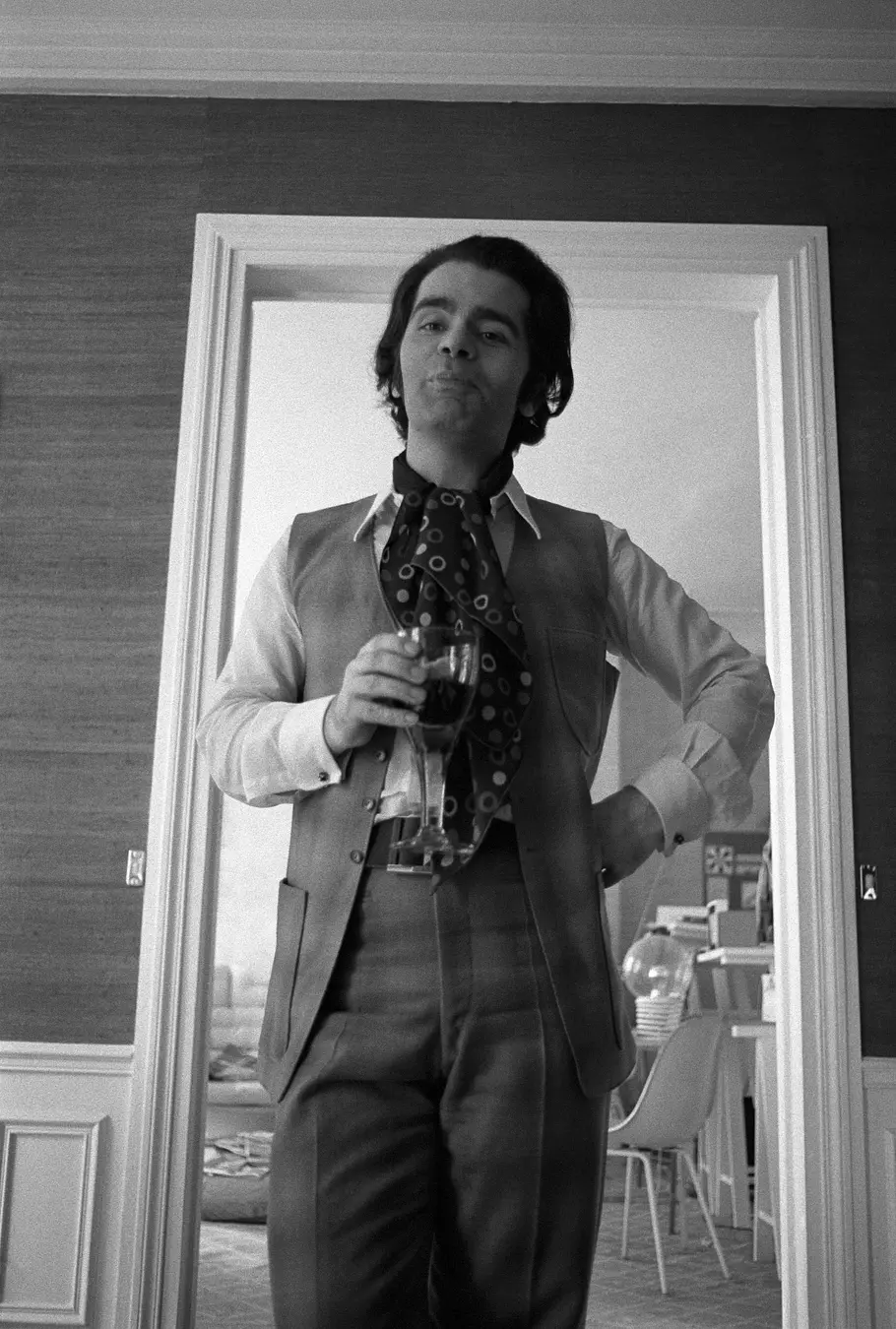 Karl Lagerfeld jung