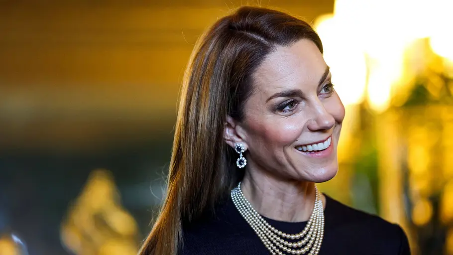 Kate Middleton Kate Middleton Gesicht, Haare offen, lächelnd
