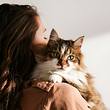 Katzen für Allergiker: 7 Katzenrassen, mit denen du trotz Allergie kuscheln kannst - Foto: undefined undefined/iStock