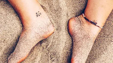 Katzen-Tattoo für Liebhaberinnen. - Foto: JacobRoyQuebec/iStock