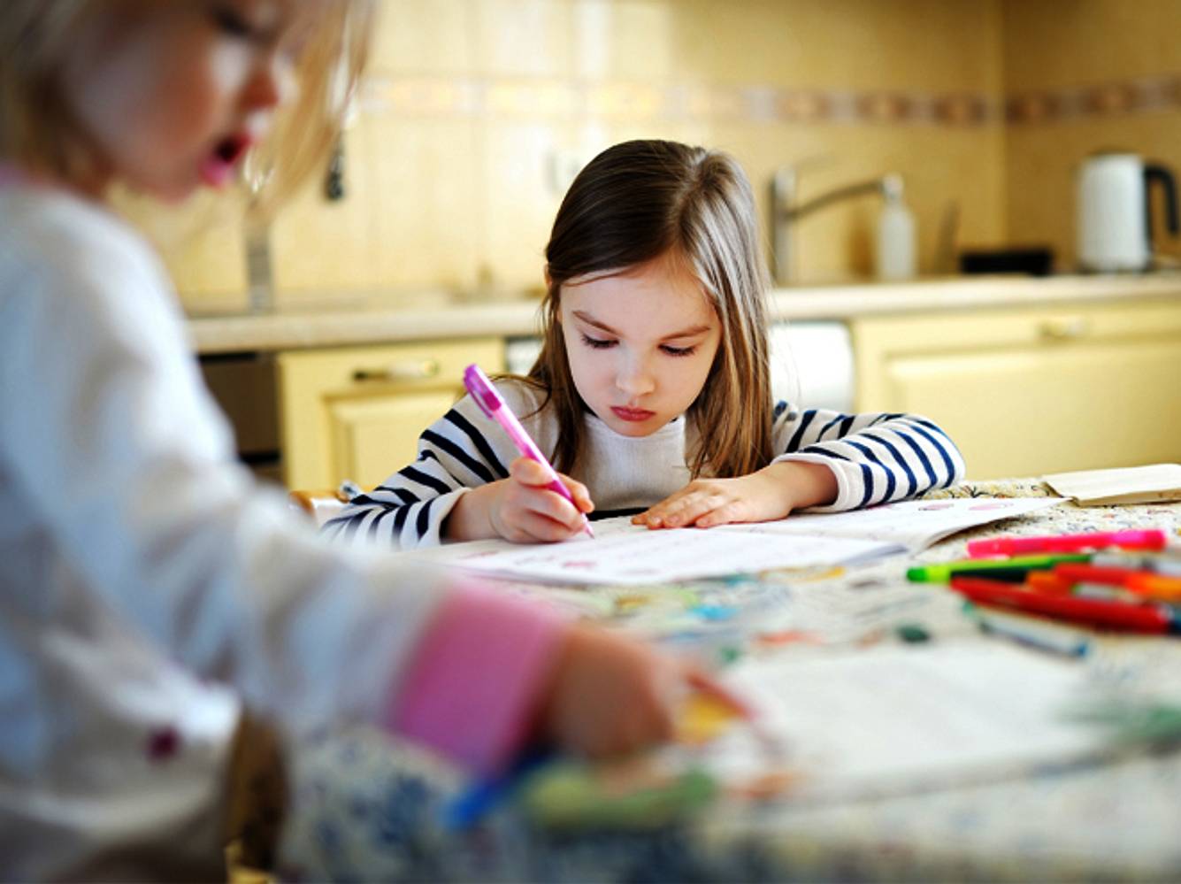 Kinderzeichnungen 31 Dinge Die Nur Begabte Kinder Malen Wunderweib