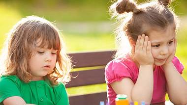 Erschreckende Studie: Kinder verlieren Empathie - das ist der Grund! - Foto: iStock