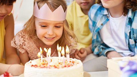 Kindergeburtstag - Foto: istock/mediaphotos