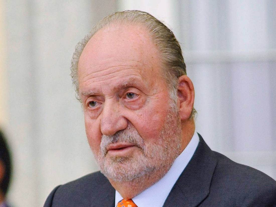 König Juan Carlos von Spanien Eineinhalb Jahre nachdem Juan Carlos ins Exil nach Abu Dhabi geschickt wurde, meldet er sich nun zu Wort.