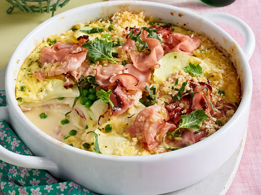 Kohlrabi Auflauf- Low Carb Rezept mit Erbsen