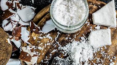 Kokosöl: Gesund oder ungesund? Als Butterersatz eignet es sich jedenfalls nicht. - Foto: KarinaUrmantseva/iStock