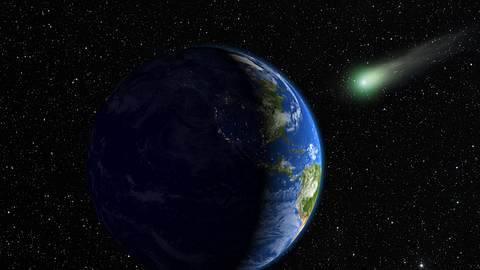 Komet rast auf Erde zu: Was uns am 12.12.21 erwartet! (Symbolbild) - Foto: Getty Images/Maciej Frolow