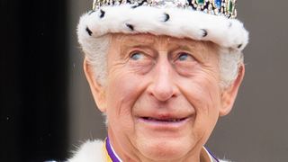 König Charles - Foto: Samir Hussein / Kontributor / Getty Images