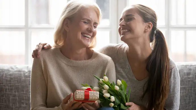 Die schönsten Geschenk-Ideen zum Muttertag. - Foto: Wunderweib.de / Canva