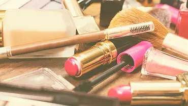 Auch Kosmetik ist nicht ewig haltbar. Die wichtigsten Haltbarkeitsdaten im Check! - Foto: iStock Auch Kosmetik ist nicht ewig haltbar. Die wichtigsten Haltbarkeitsdaten im Check! - Foto: iStock