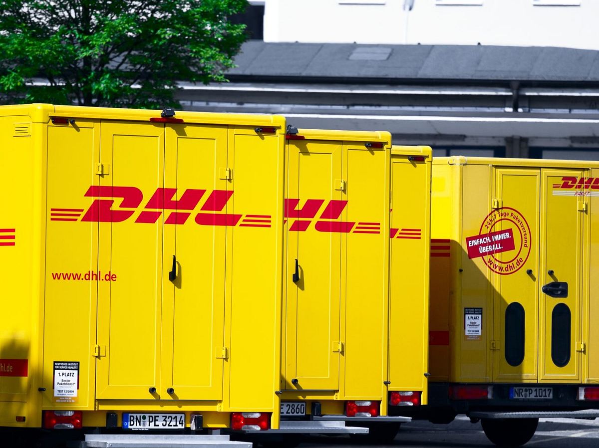 Krefeld: 169 DHL-Mitarbeiter durch Pulver verletzt - Evakuierung!