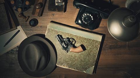 Krimispiele für Erwachsene - Foto: iStock/cyano66
