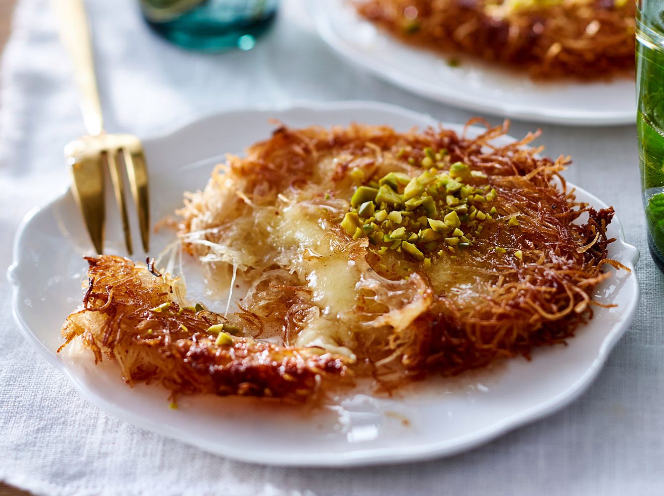 Süß oder herzhaft? Künefe ist eine türkische Süßspeise, die beides verbindet.