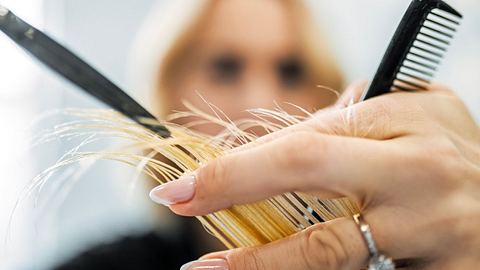 Kurzhaarfrisuren 2025: Wegen diesen 5 kurzen Frisuren buchen jetzt alle ihren nächsten Friseurtermin! - Foto:  Nastasic/iStock