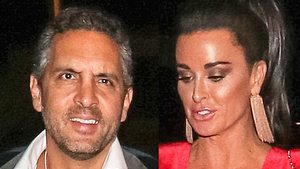 Kyle Richards & Ehemann Mauricio: Trennung oder doch kein Ehe-Aus? - Foto: Collage aus gotpap/Bauer-Griffin/GC Images/Getty Images (r. & l.); Collage: Redaktion Wunderweib