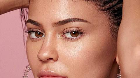 Kylie Jenner Kosmetik: Douglas holt Kylie Skin nach Europa - Foto: PR Douglas