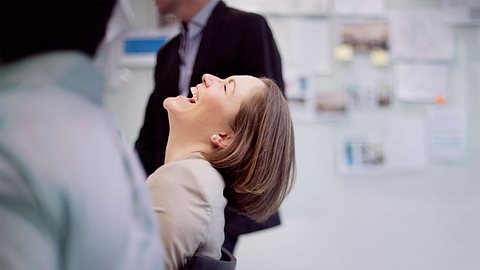 Warum ist lachen gesund? Körper - Foto: iStock