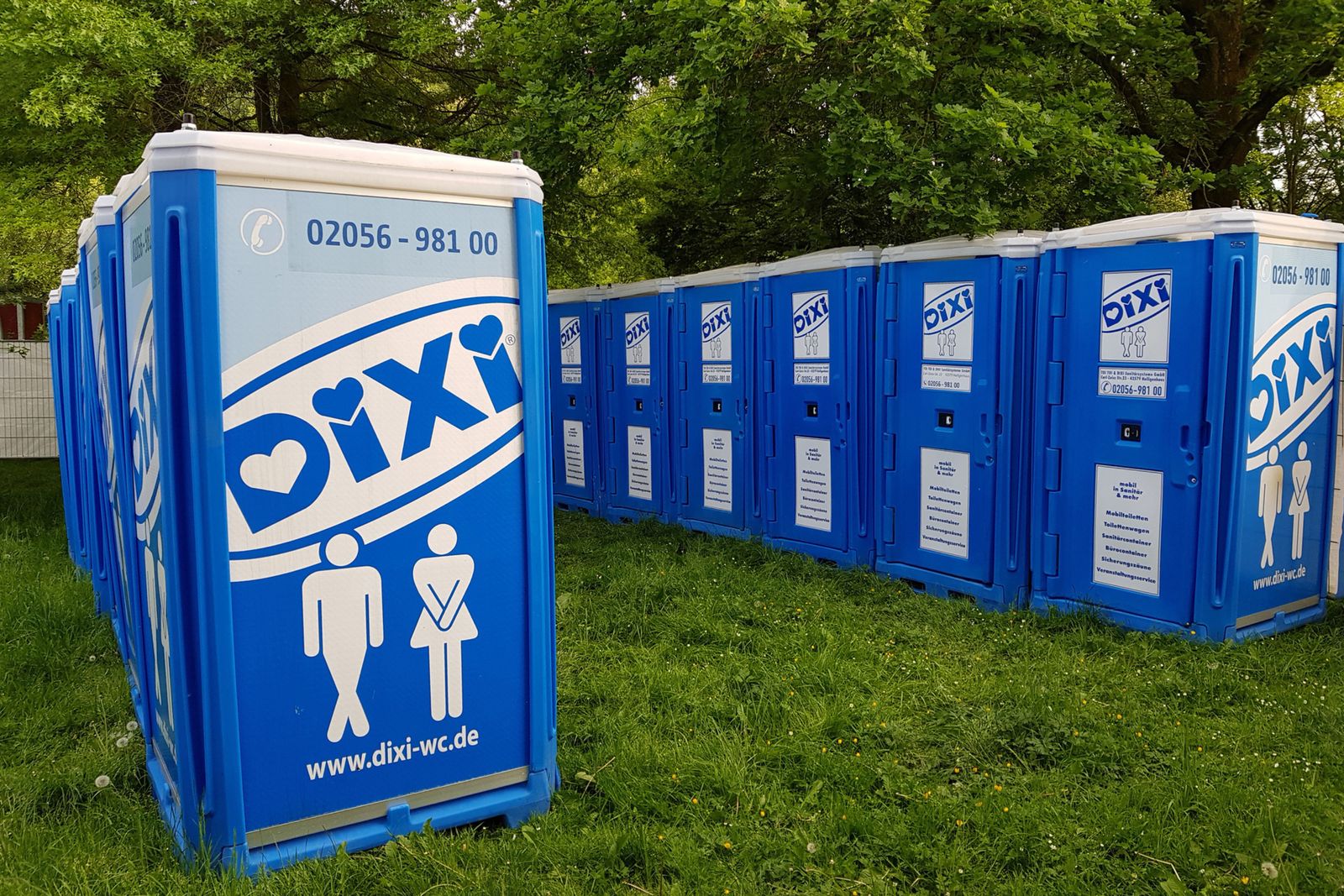 LaPee für Frauen - Diese Toiletten-Innovation ist ein Warteschlangen ...