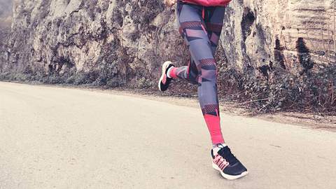 Laufhosen im Test: Worin läuft es sich am besten? - Foto: iStock/ SrdjanPav