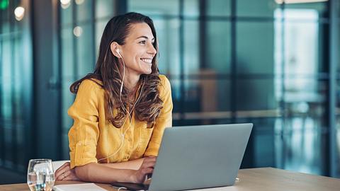 lebensberatung online aurea - Foto: iStock/pixelfit