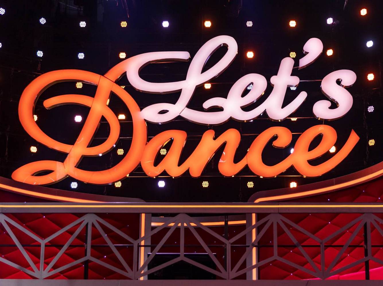 Let's Dance: Corona-Panik bei RTL - Tanzshow vor dem Aus? Let's Dance: Corona-Panik bei RTL - Tanzshow vor dem Aus?