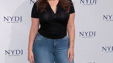 Die Plus-Size-Jeans von Levis steht Frauen mit Kurven perfekt - Foto: Getty Images