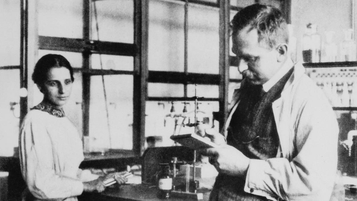 Lise Meitner mit Otto Hahn