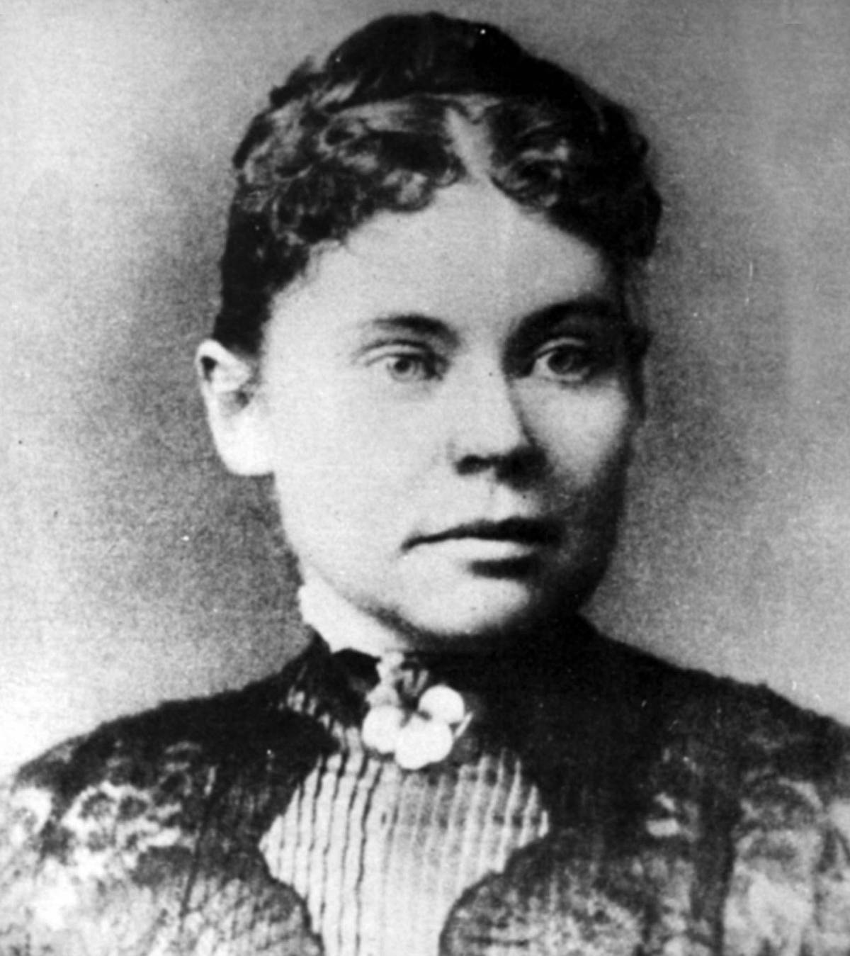 Original-Aufnahme von Lizzie Borden in schwarz/weiß.