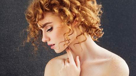 Locken Produkte - Foto: iStock/ CoffeeAndMilk