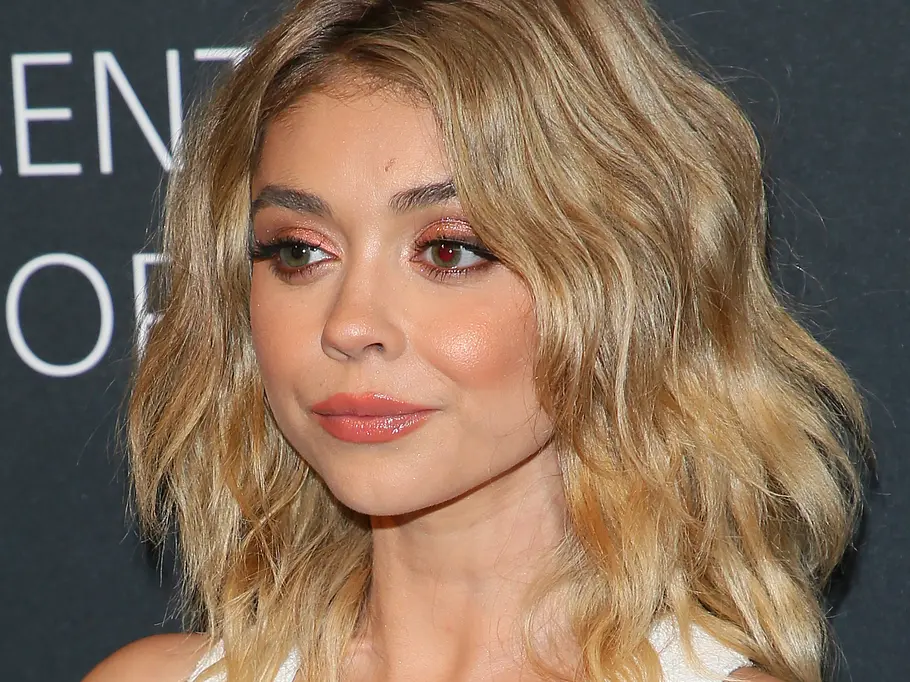 Beach Waves: Long Bob mit lässigen Wellen Beach Waves: Long Bob mit lässigen Wellen
