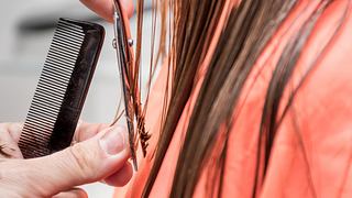 Long Bob-Frisuren mit schwarzen Haaren - Foto: iStock/HMVart