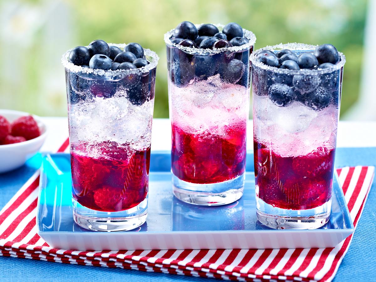 Low Carb ernährungsplan: Blaubeer-Drink zum Frühstück