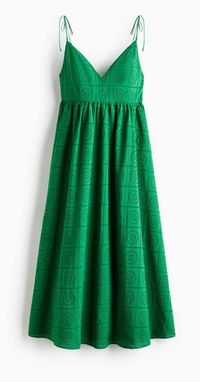 Kleid mit Broderie Anglaise und Bindeträgern - Grün