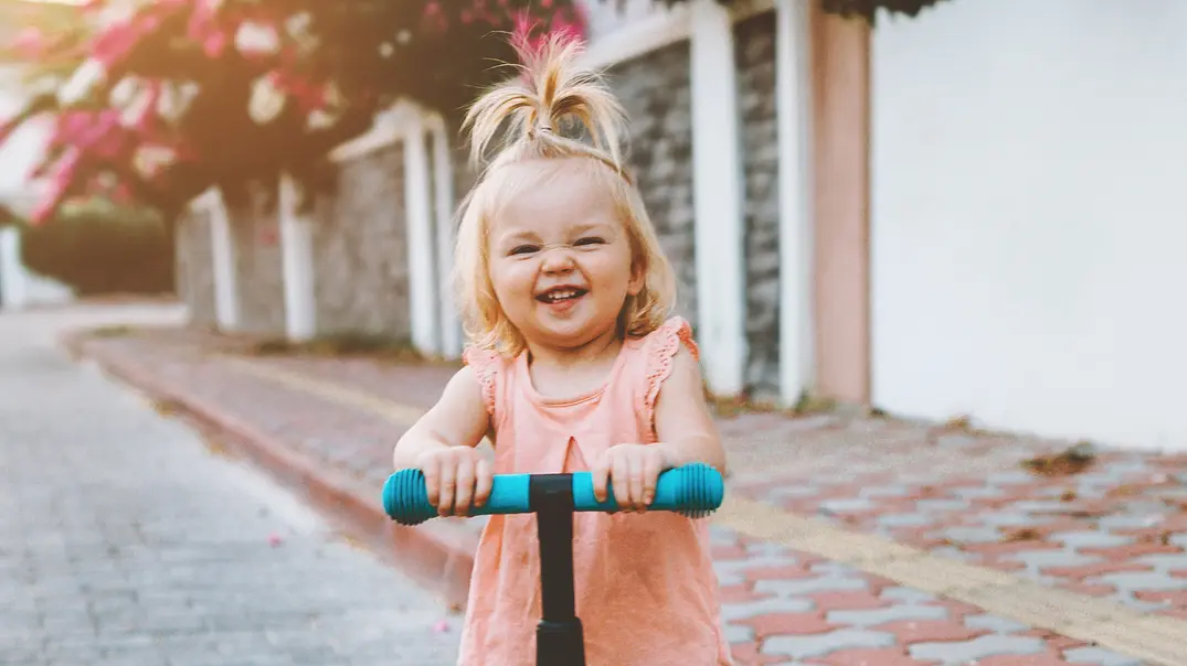 Mädchennamen mit L: Die 30 schönsten Babynamen-Inspirationen mit Bedeutung - Foto: Everste/iStock Mädchennamen mit L: Die 30 schönsten Babynamen-Inspirationen mit Bedeutung - Foto: Everste/iStock