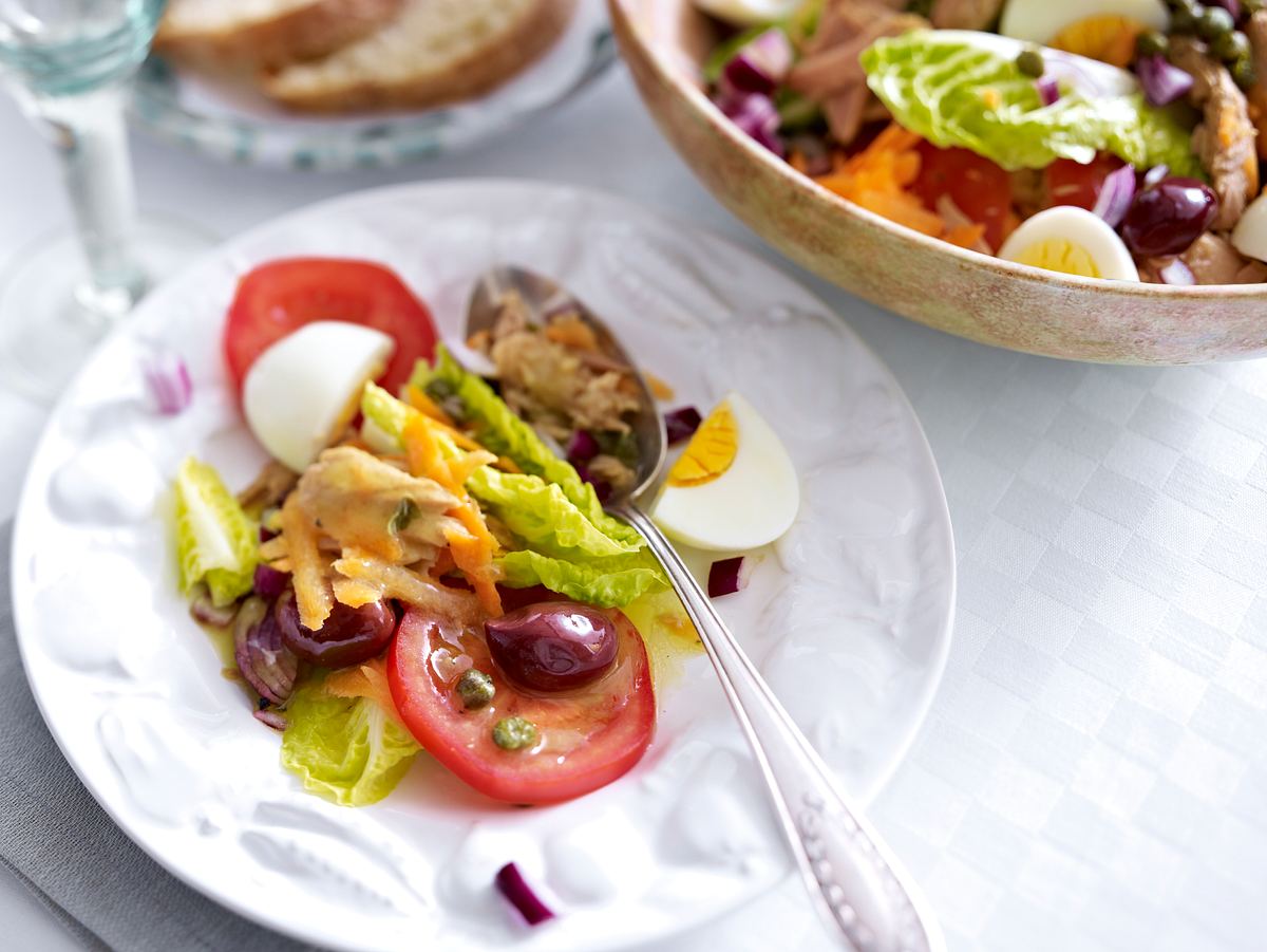 Mallorquinischer Thunfisch-Salat Low Carb