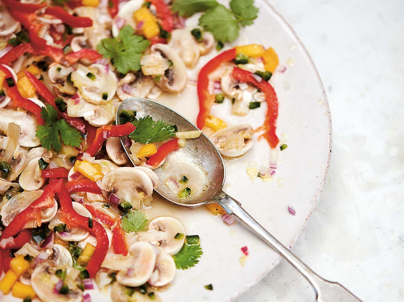 Mango-Champignon Ceviche: Deliciously Ella mit Freunden Mango-Champignon Ceviche: Deliciously Ella mit Freunden