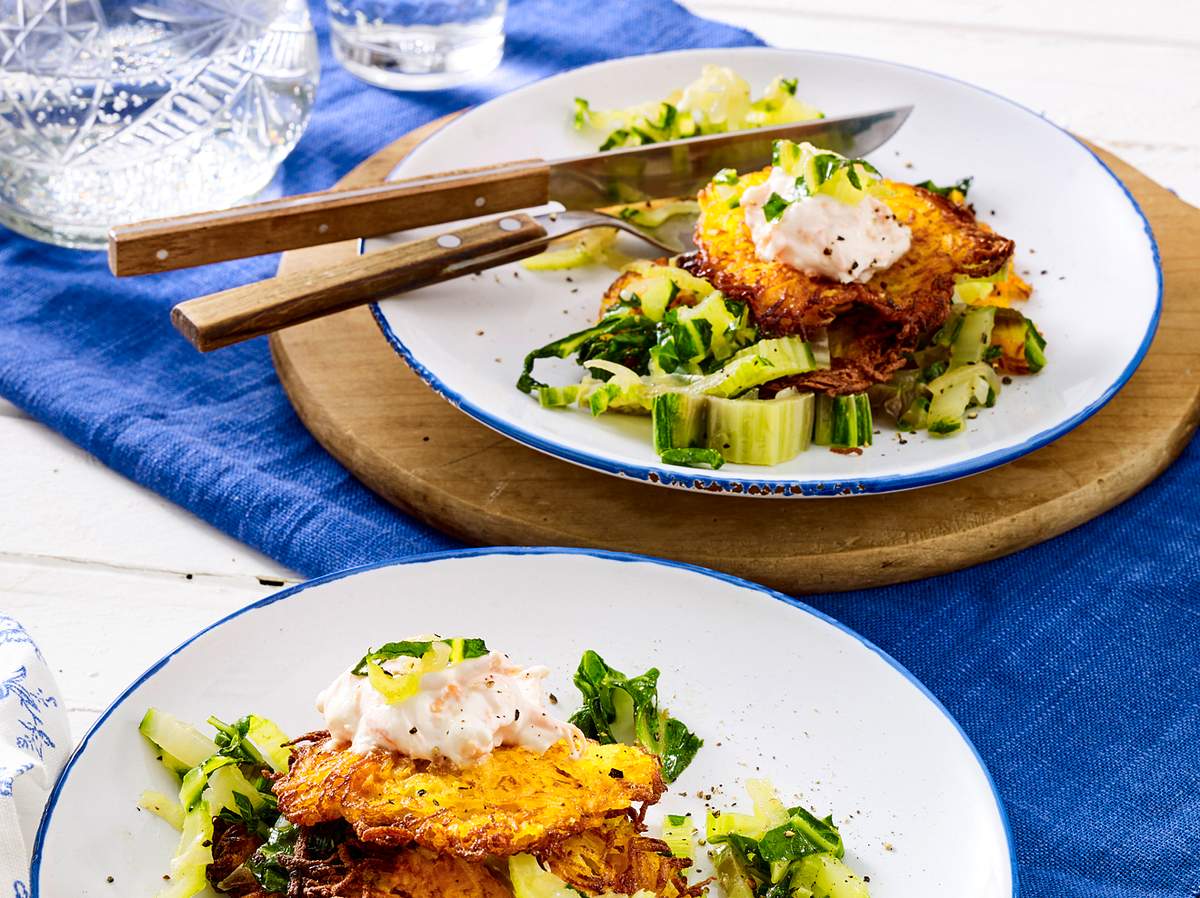 Die Mangold-Puffer eignen sich als leichtes, gesundes Abendessen.