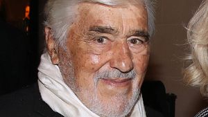 Mario Adorf erzählt im Interview, dass er keine Skandale brauchen kann. - Foto: Bertrand Rindoff Petroff/Getty Images