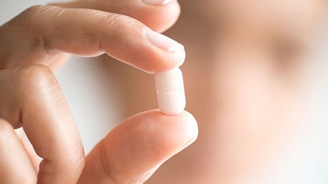 Mit Medcoat kannst du Tabletten viel leichter schlucken - Foto: Istock