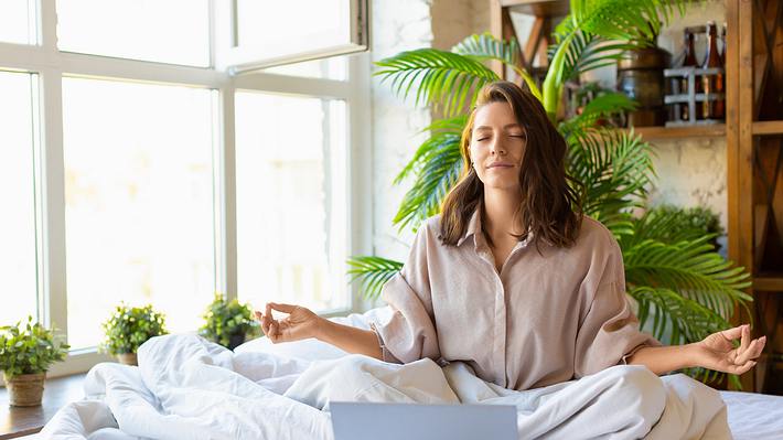 Meditation online kostenlos - Foto: iStock/Dmitry Belyaev