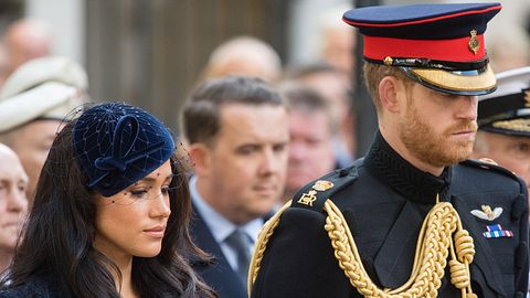 Herzogin Meghan und Prinz Harry geben die Trennung von ihrem Team bekannt. - Foto: GettyImages/Samir Hussein