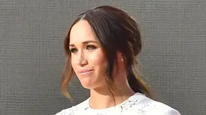 Meghan Markle ist in Aufruhr: Wo gibt es die schönste Seide und handgemachte Spitze? - Foto: IMAGO / MediaPunch Meghan Markle ist in Aufruhr: Wo gibt es die schönste Seide und handgemachte Spitze? - Foto: IMAGO / MediaPunch