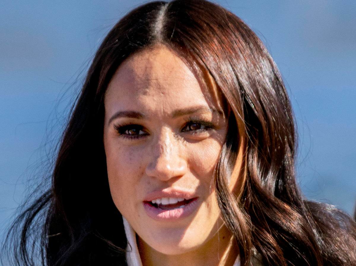 Meghan Markle saß im Restaurant, da kam der Anruf, der ihr ganzes Leben auf den Kopf stellte...