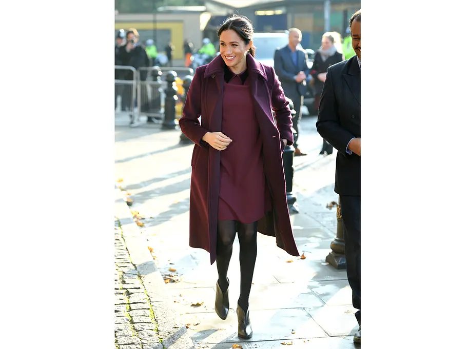 Herbstfarben-Blickfang Meghan Markle überzeugt auch in ihrer Schwangerschaft mit tollen Outfits und einem besonderen Style.